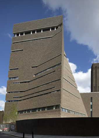 Tate Modern Blavatnik Building entrance