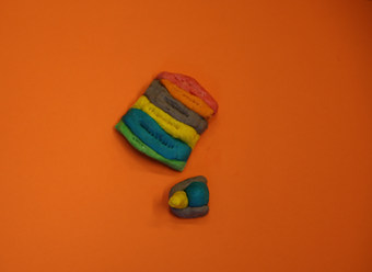 Make layers and interlock the playdough